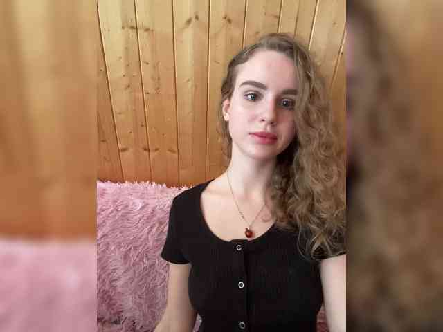 Sweetie_Kitty webcam