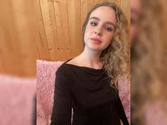 Sweetie_Kitty webcam