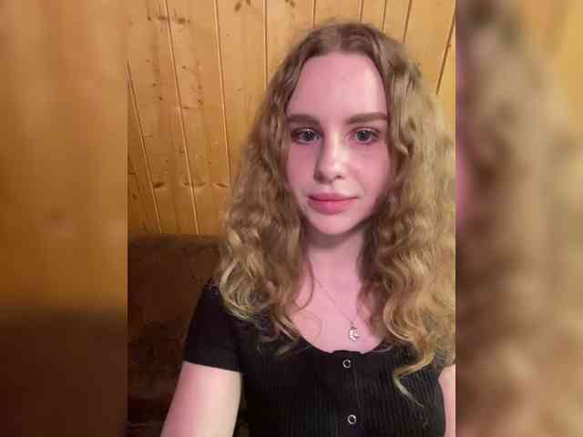 Sweetie_Kitty webcam