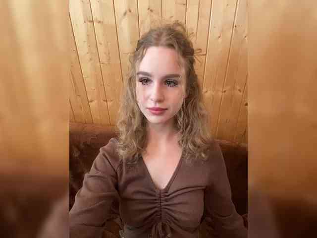 Sweetie_Kitty webcam