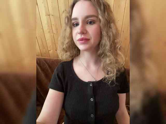 Sweetie_Kitty webcam