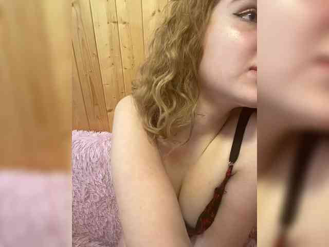 Sweetie_Kitty webcam