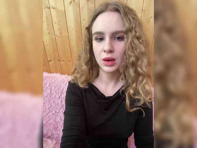 Sweetie_Kitty webcam