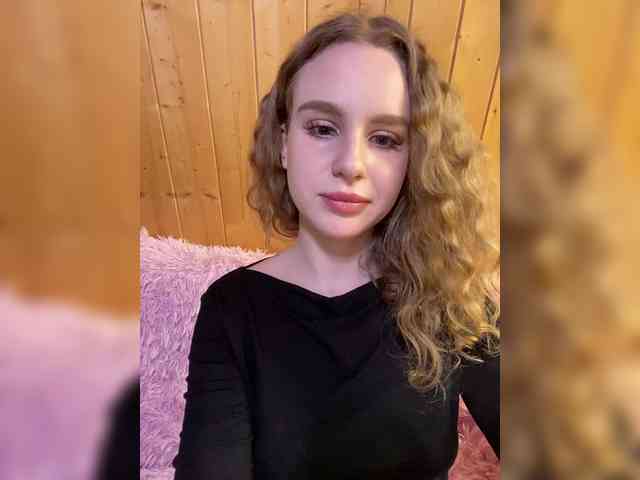 Sweetie_Kitty webcam