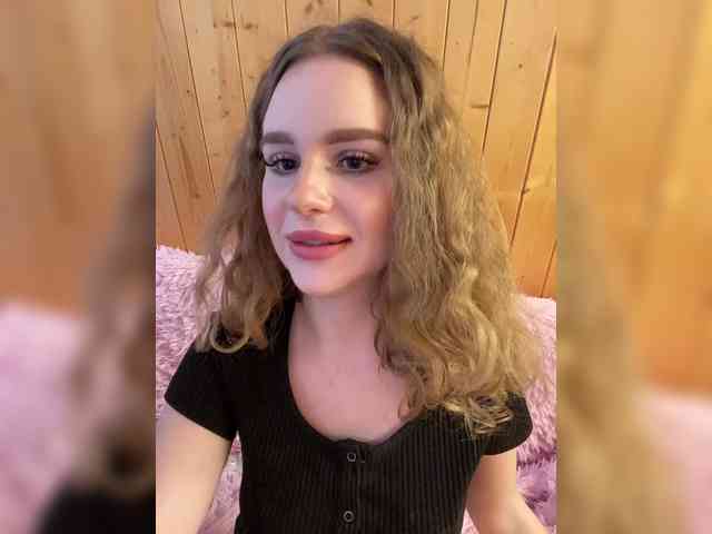 Sweetie_Kitty webcam