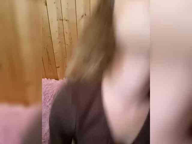 Sweetie_Kitty webcam