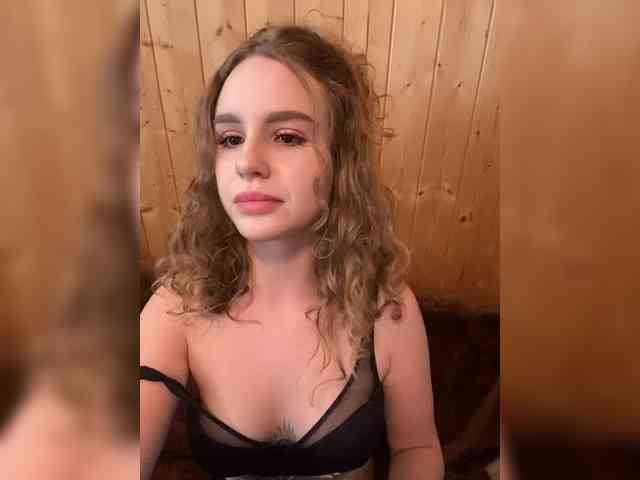 Sweetie_Kitty webcam