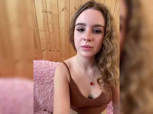 Sweetie_Kitty webcam