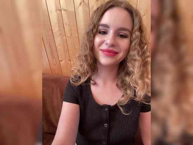 Sweetie_Kitty webcam