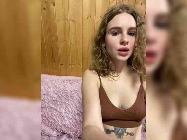 Sweetie_Kitty webcam