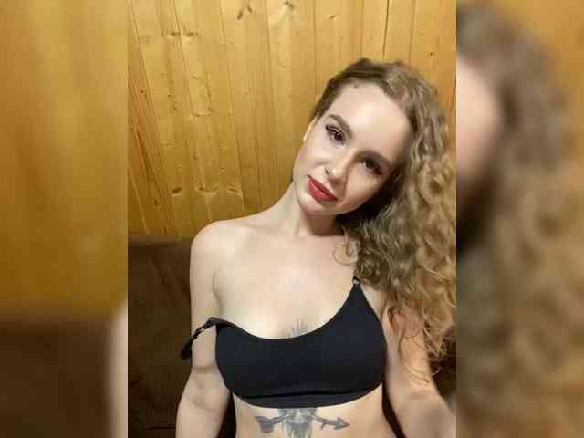 Sweetie_Kitty webcam