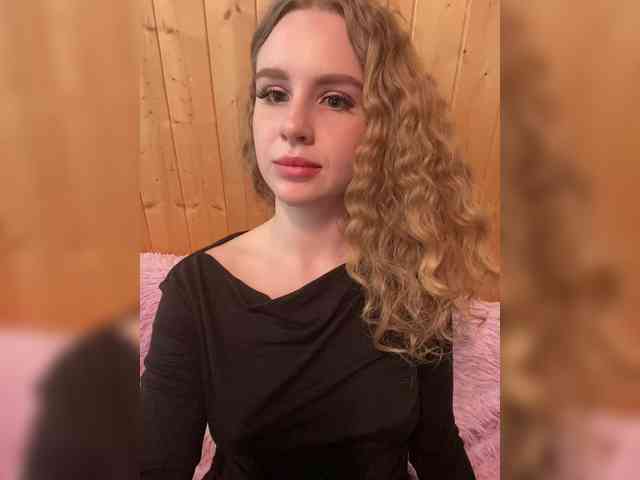 Sweetie_Kitty webcam