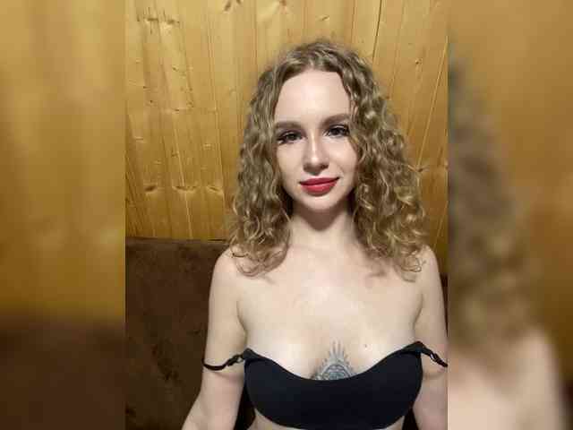 Sweetie_Kitty webcam