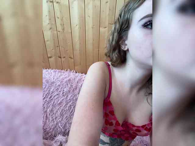 Sweetie_Kitty webcam