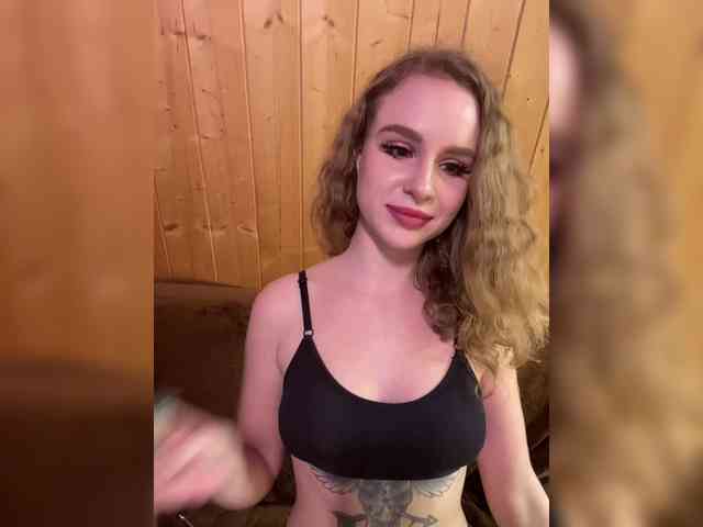 Sweetie_Kitty webcam