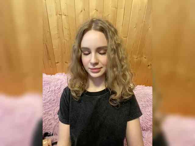 Sweetie_Kitty webcam