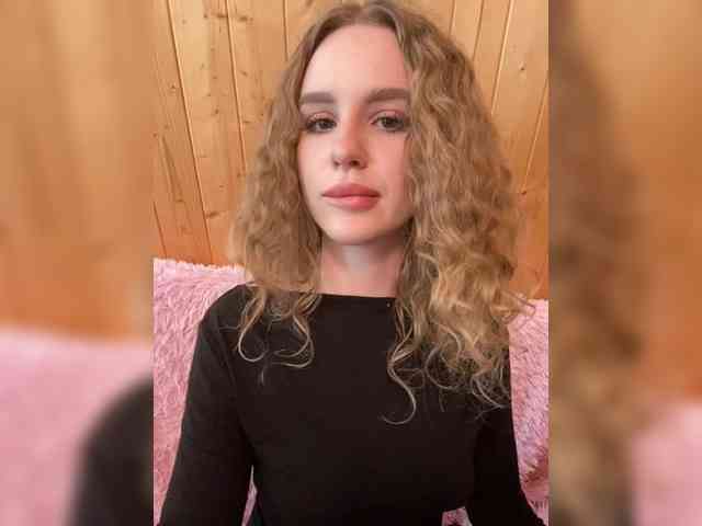 Sweetie_Kitty webcam