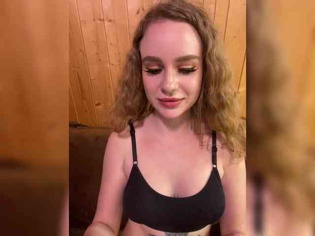 Sweetie_Kitty webcam