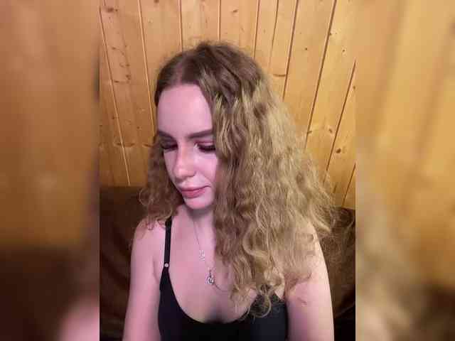 Sweetie_Kitty webcam