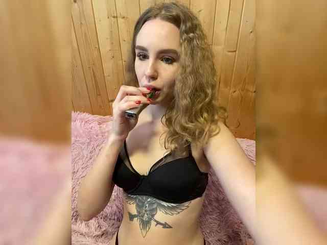 Sweetie_Kitty webcam