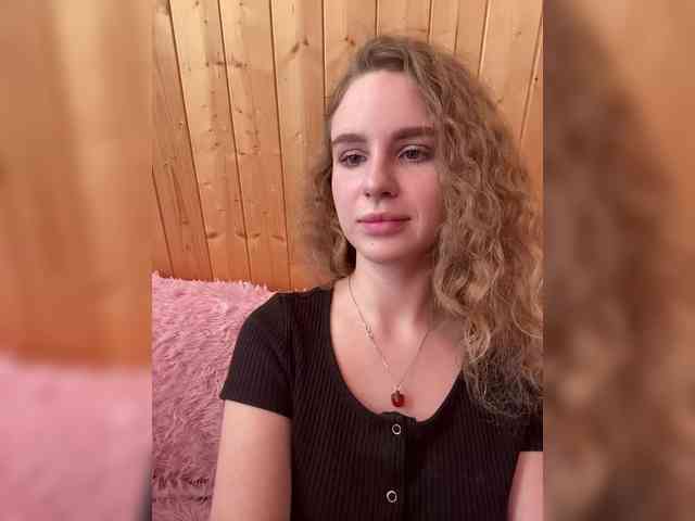 Sweetie_Kitty webcam