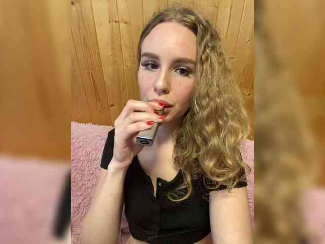 Sweetie_Kitty webcam