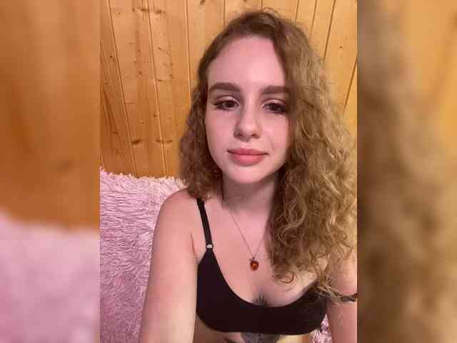 Sweetie_Kitty webcam