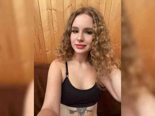 Sweetie_Kitty webcam