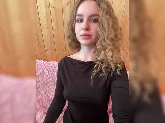 Sweetie_Kitty webcam