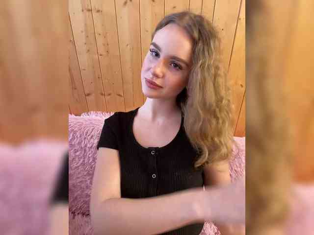 Sweetie_Kitty webcam