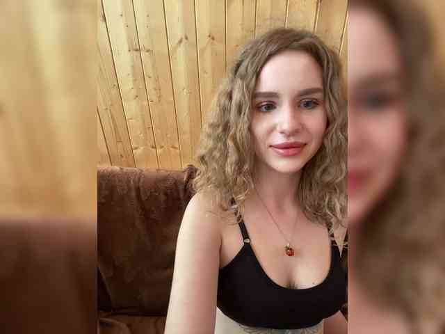 Sweetie_Kitty webcam