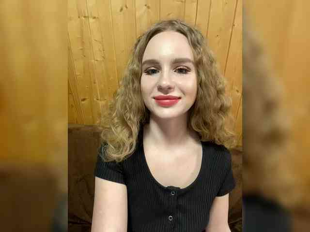 Sweetie_Kitty webcam