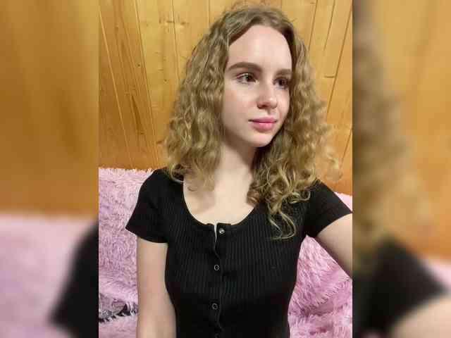 Sweetie_Kitty webcam