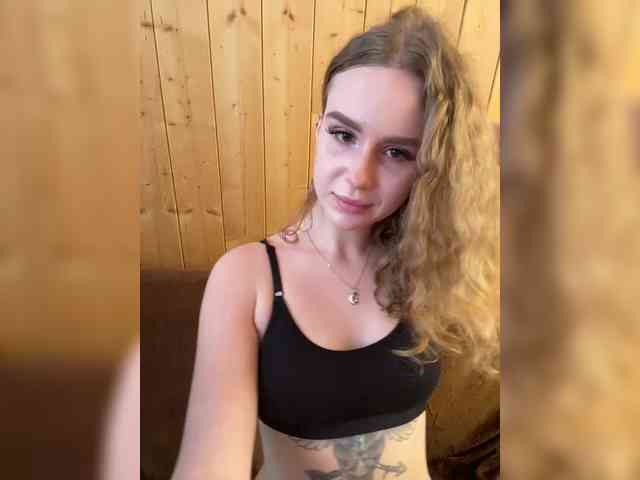 Sweetie_Kitty webcam