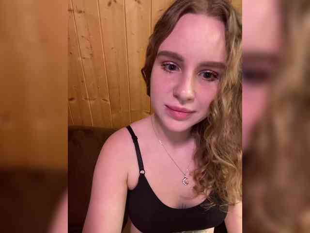 Sweetie_Kitty webcam