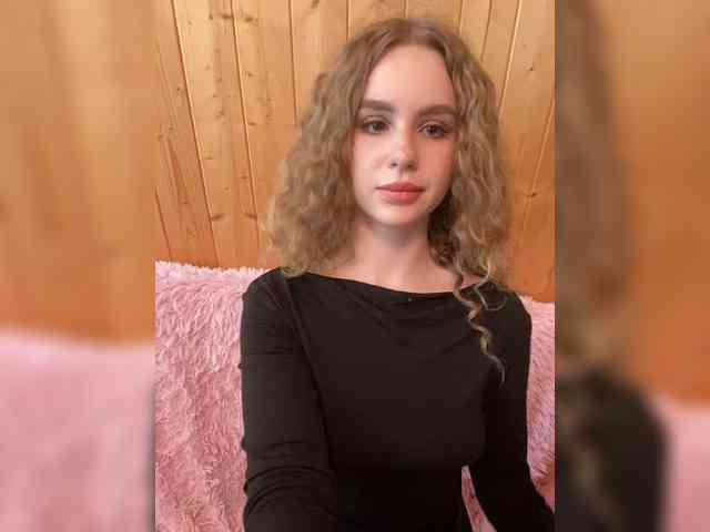 Sweetie_Kitty webcam