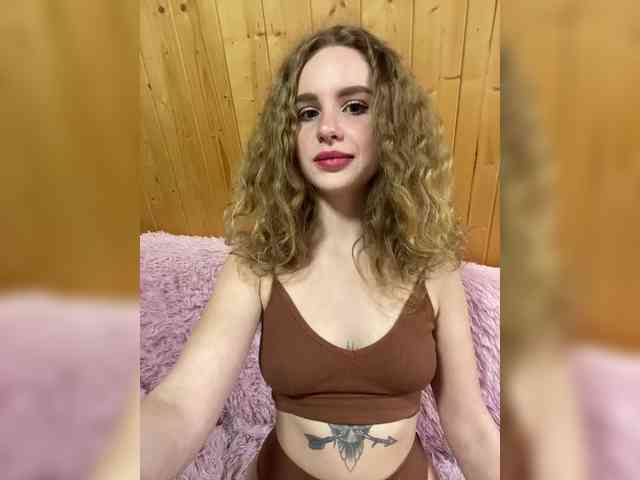 Sweetie_Kitty webcam