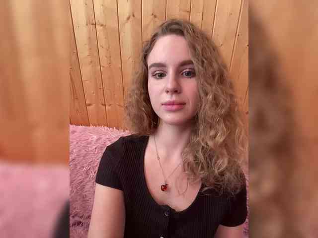 Sweetie_Kitty webcam