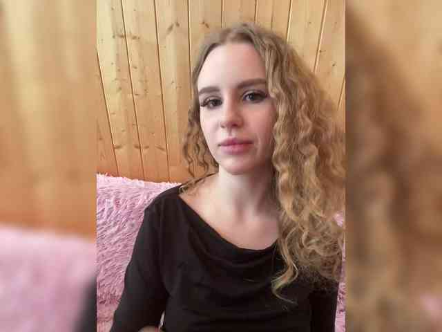 Sweetie_Kitty webcam