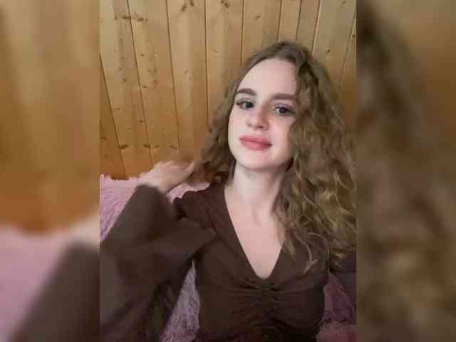 Sweetie_Kitty webcam