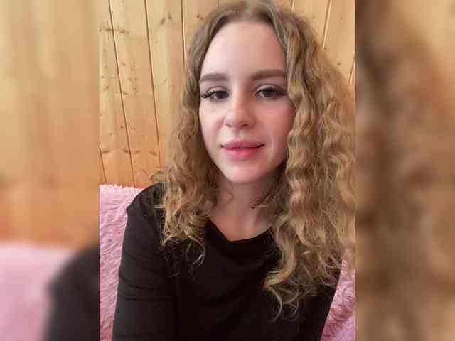 Sweetie_Kitty webcam