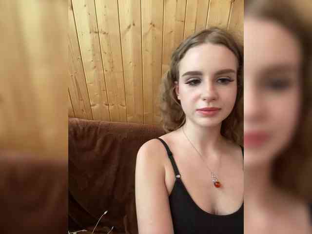 Sweetie_Kitty webcam