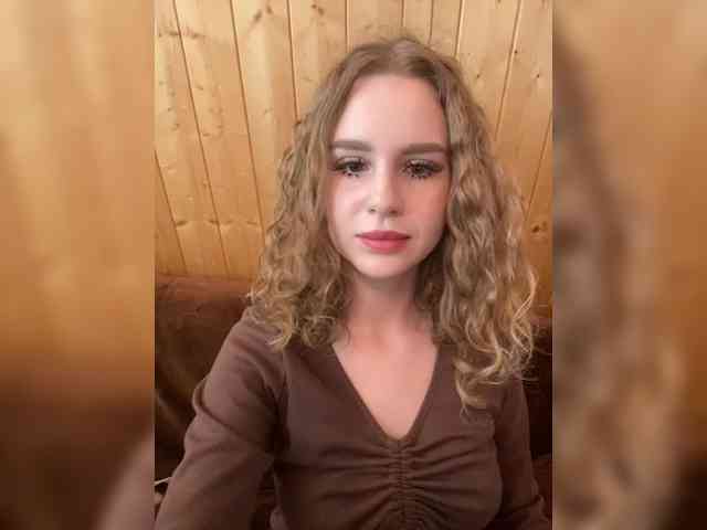 Sweetie_Kitty webcam