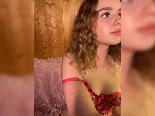 Sweetie_Kitty webcam