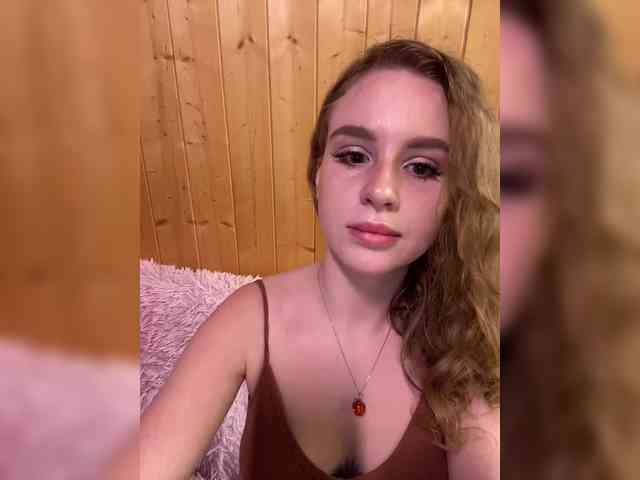 Sweetie_Kitty webcam