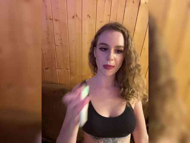 Sweetie_Kitty webcam