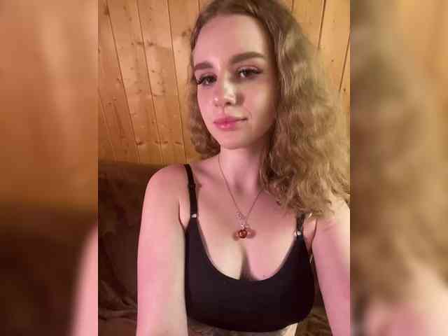 Sweetie_Kitty webcam