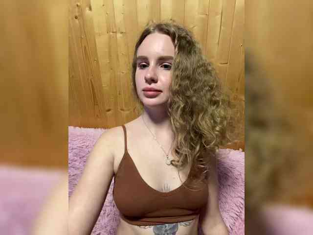 Sweetie_Kitty webcam