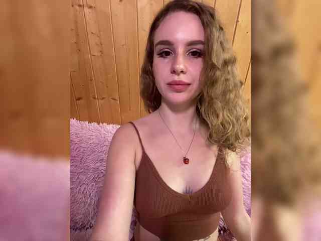 Sweetie_Kitty webcam