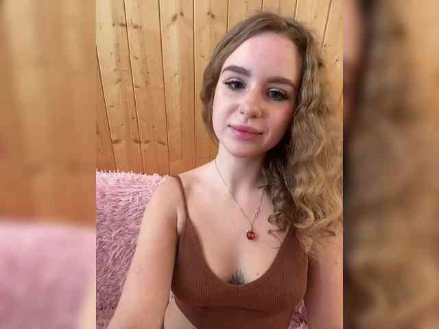 Sweetie_Kitty webcam